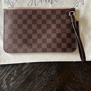 LV wristlet